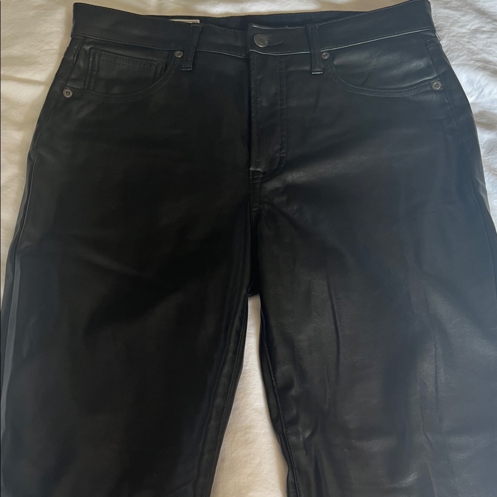 Women’s Gap Faux leather Black pants size 29